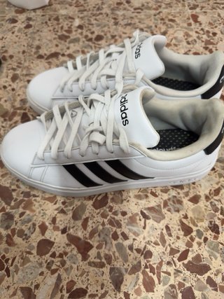 Adidas Grand Court Talla 42 Blancas