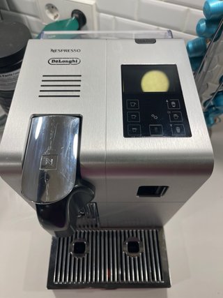 Cafetera Nespresso De Longhi EN750 MB