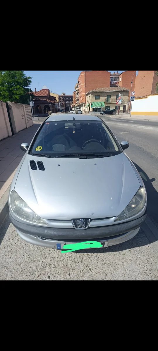 Peugeot 206 2002 - foto 1