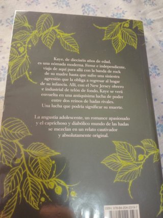 EL TRIBUTO. Un cuento de hadas moderno.