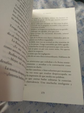 EL TRIBUTO. Un cuento de hadas moderno.