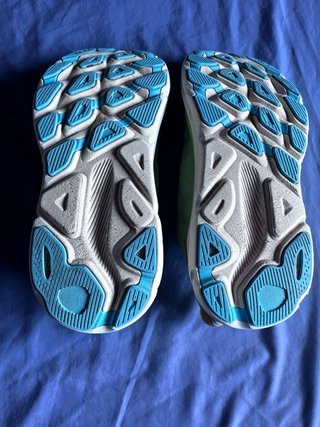 Deportivas Hoka Talla 39.5 Verde y Naranja