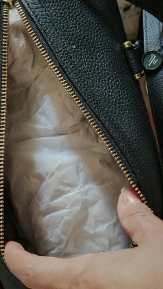 Bolso Ralph Lauren Negro, costó 299 euros