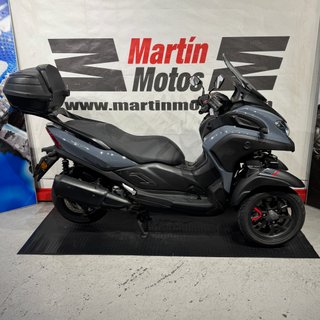 YAMAHA Tricity 300