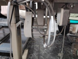 Máquina de coser Sigma triple arrastre servo