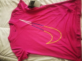 Lote 4 camisetas Puma y Nike a estrenar
