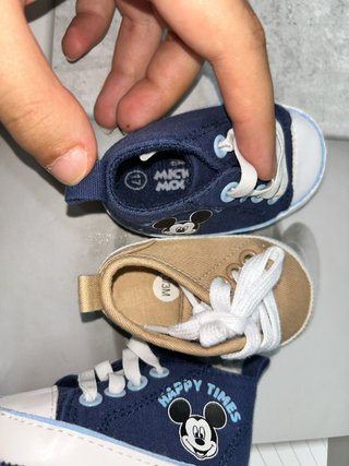 Mickey Gorra y Zapatillas (17/ 0-3m)