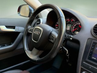 Audi A3 SPORTBACK 1.8T - Nacional - Garantía