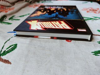 Patrulla-X: La Guerra Mesías. Marvel deluxe