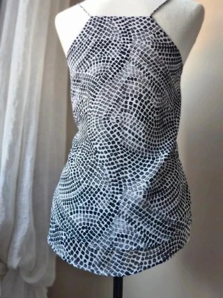 Top Tirantes Doble Capa Negro y Blanco T.XS