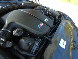 BMW M5 E60 V10