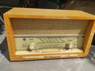 Radio Vintage Madera