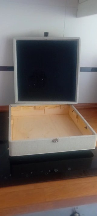 Caja retro