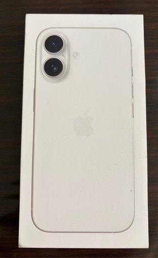 iPhone 16