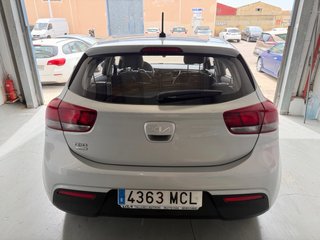 KIA Rio 2022 HIBRIDO ETIQUETA *ECO*