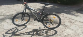Bicicleta B'TWIN montaña