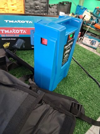 Batteria zaino 168V 20Ah + Decespugliatore
