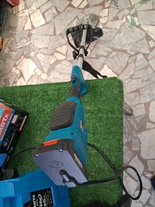 Batteria zaino 168V 20Ah + Decespugliatore