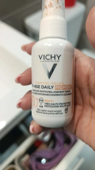Vichy Capital Soleil UV-Age Daily Pigment SPF50+