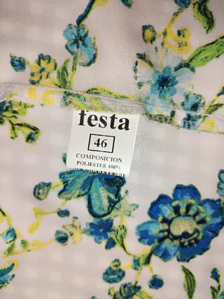 Blusa de raso con estampado floral