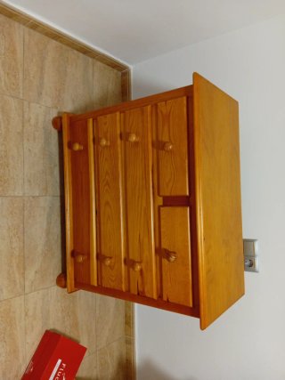 Cómoda 5 cajones madera pino