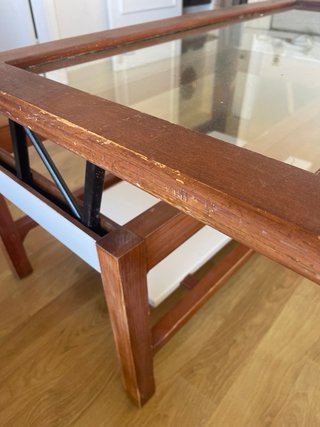 Mesa de centro de madera y cristal