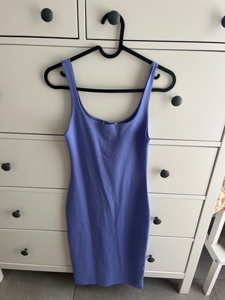 Vestido azul ajustado
