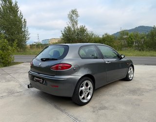 Alfa Romeo 147 2004