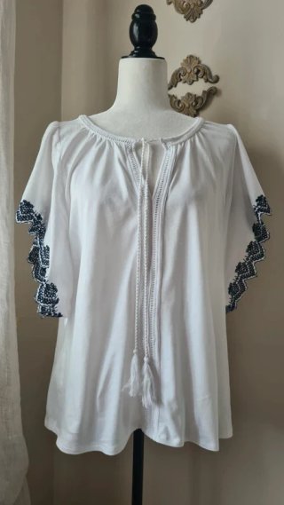 Blusa boho blanca bordada T.M