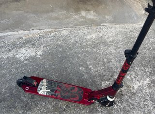 Patinete Oxelo con suspensión delantera