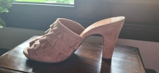 Zapatos Chie Mihara Rosas con Volantes