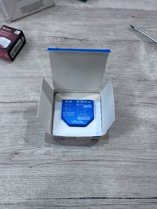 Shelly Plus 1 Relé Interruptor Inteligente Wi-Fi
