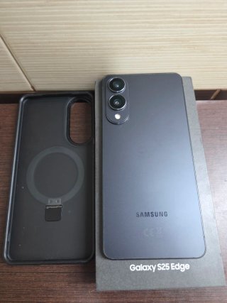 Samsung Galaxy S25 Edge + Samsung watch 7 44mm