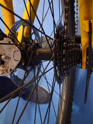 Bicicleta de montaña para adulto