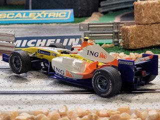 Coche de slot Hornby (Superslot) Renault F1 Team