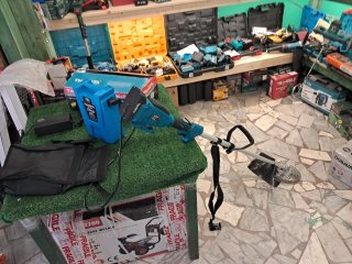 Decespugliatore 168V 20Ah con Batteria