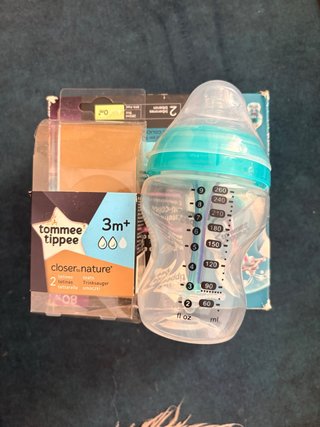 Biberón Tommee Tippee Closer to Nature 260ml