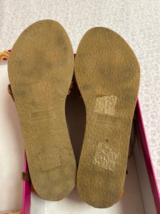 SANDALIAS PLANAS MUSTANG TALLA 38