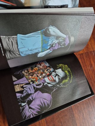 Batman: The Killing Joke Deluxe (New Edition)