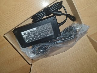 Cargador Toshiba PA5186U-1AC3 AC ADAPTER