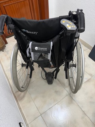 Silla de ruedas eléctrica en muy buen estado