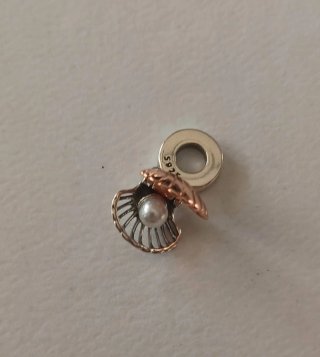 Charm conchiglia perla oro rosa argento