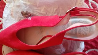 Zapatos de salón rojos talla 38