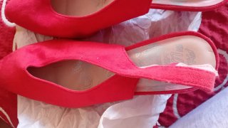 Zapatos de salón rojos talla 38