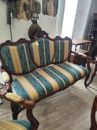 Muebles antiguos disponibles en Galicia