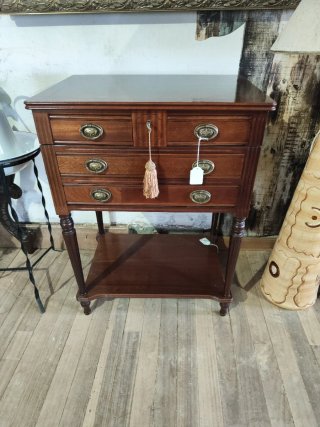 Muebles antiguos disponibles en Galicia