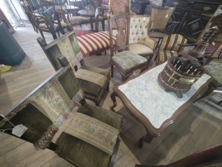 Muebles antiguos disponibles en Galicia