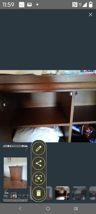 Mesa y mueble de comedor