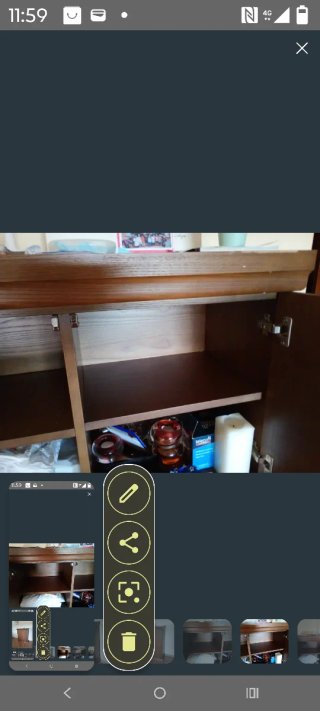 Mesa y mueble de comedor