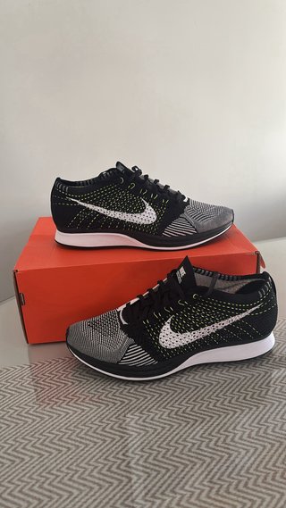 Zapatillas Nike Flyknit Racer Negras/Verdes
